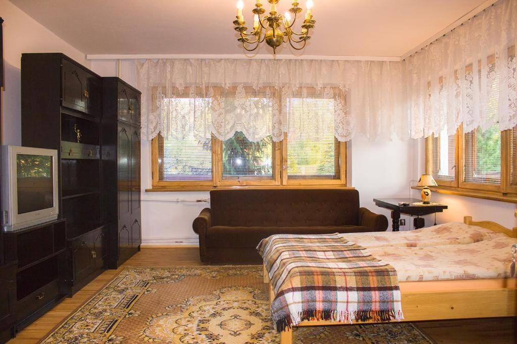 Hacjenda - Apartamenty I Pokoje Goscinne Czarna Góra Extérieur photo