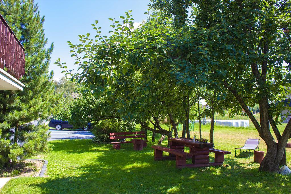 Hacjenda - Apartamenty I Pokoje Goscinne Czarna Góra Extérieur photo