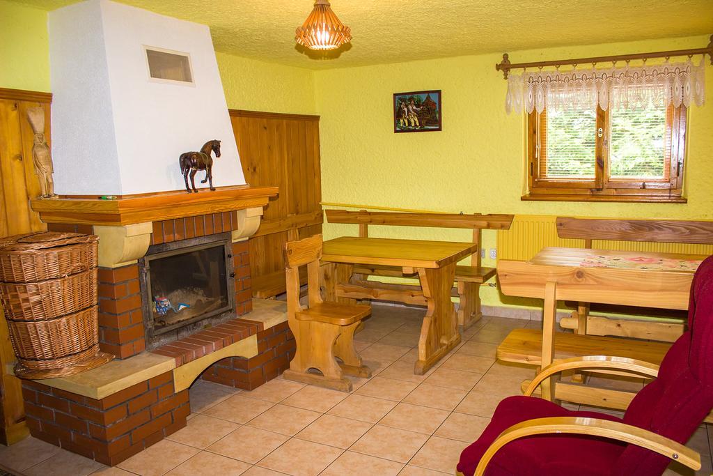 Hacjenda - Apartamenty I Pokoje Goscinne Czarna Góra Extérieur photo